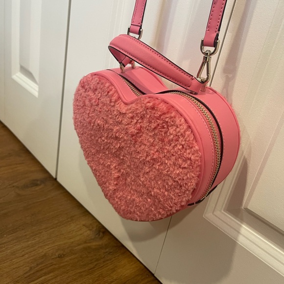 Kate Spade Heart Shaped Purse Pink - Picture 8 of 9